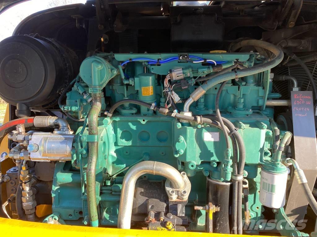 Volvo L 40 B TP لوادر بعجل