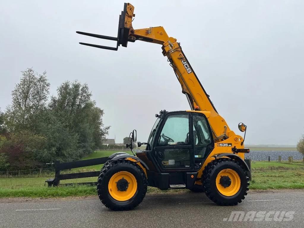 JCB 535 - 95 معدات مناولة لأغراض الزراعة