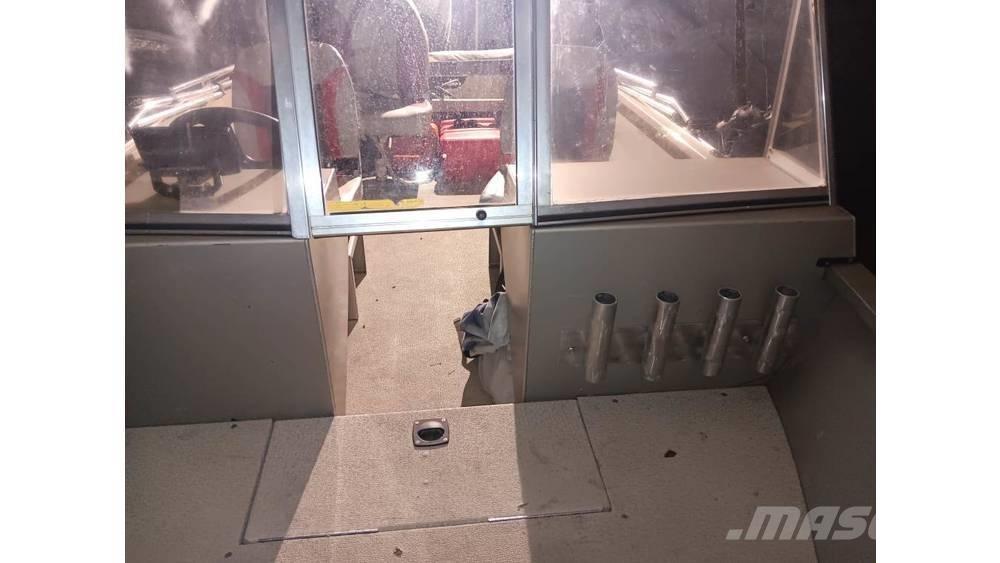  tracker 16 Foot المحركات البحرية المساعدة