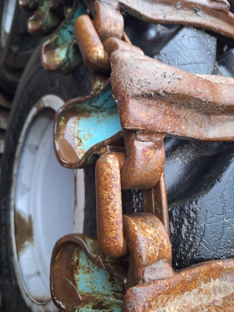 Komatsu 901 XC حصادات