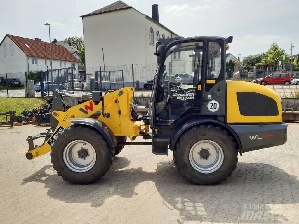 Wacker Neuson WL44 لوادر بعجل
