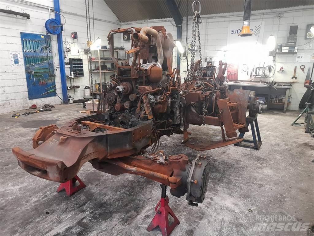 New Holland T7.230 الجرارات