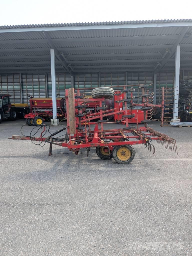Väderstad NZ-500 كاسحات