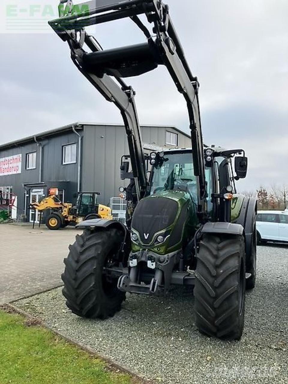 Valtra n155ea الجرارات