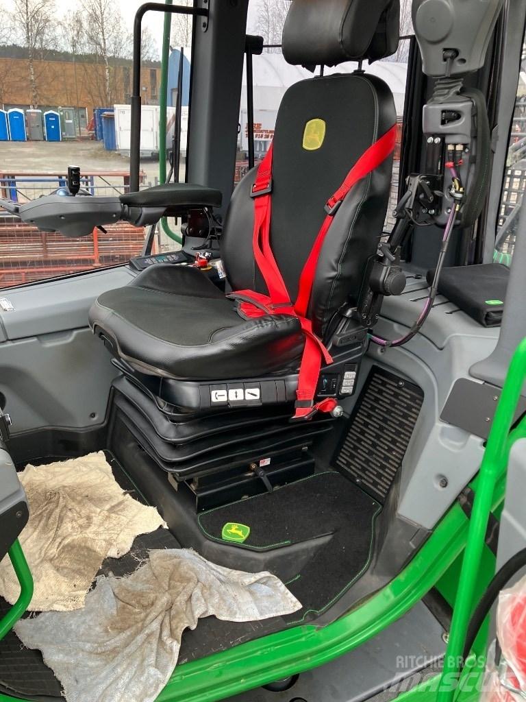 John Deere 1510G شاحنات
