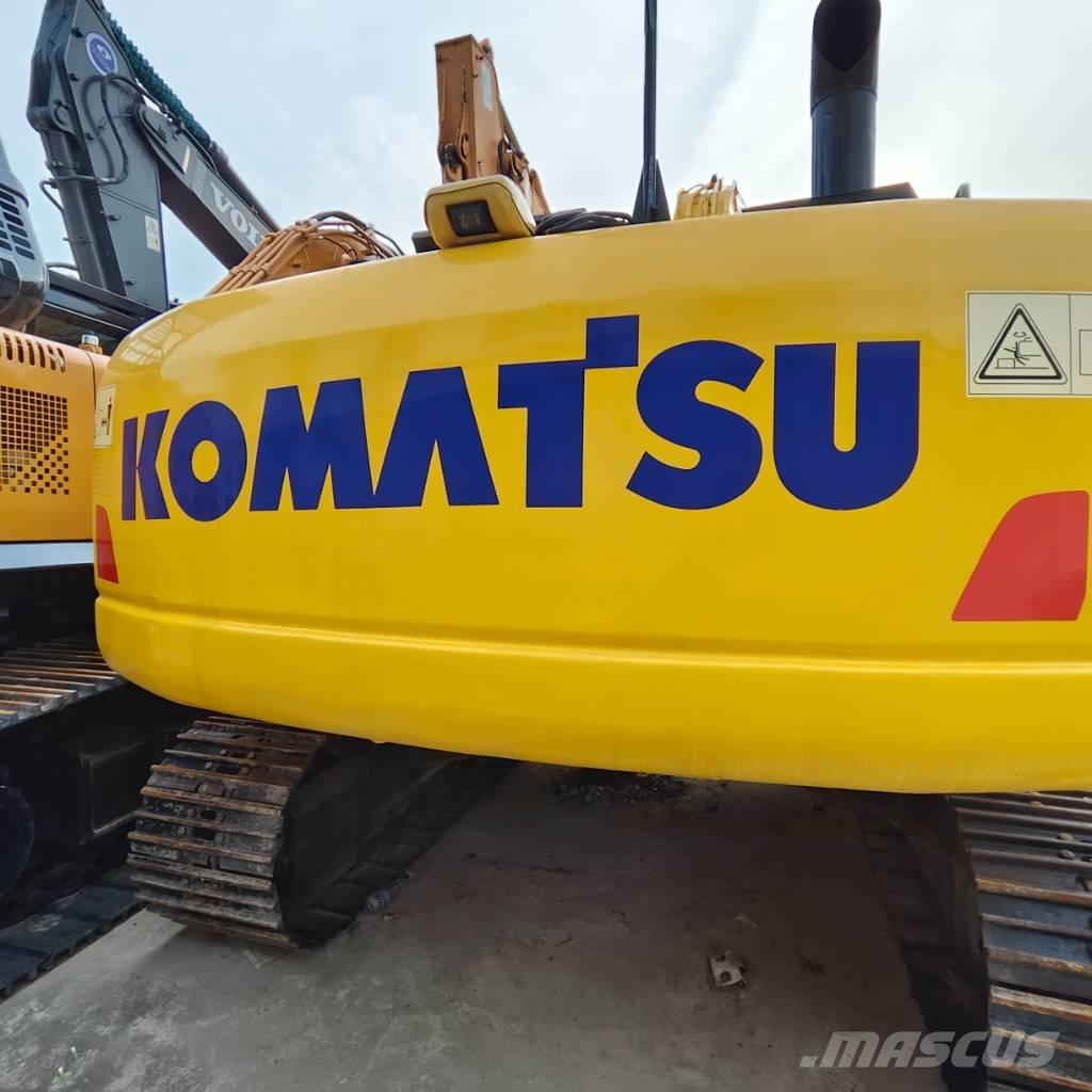 Komatsu PC 240 LC-8 حفارات زحافة