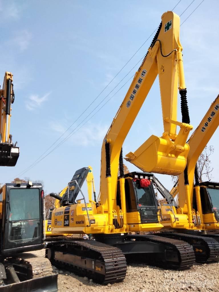 Komatsu PC 240 حفارات زحافة