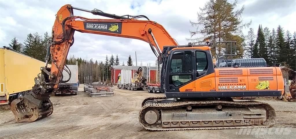 Doosan DX300 LC-7 حفارات زحافة