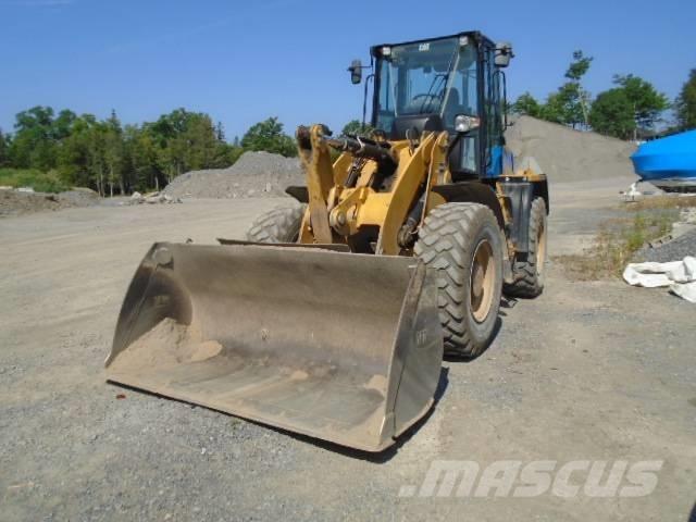 CAT 914M لوادر بعجل