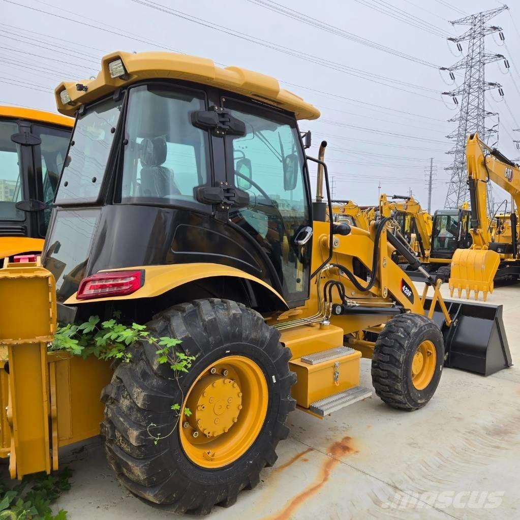CAT 420F لوادر ذات جرافات عكسية