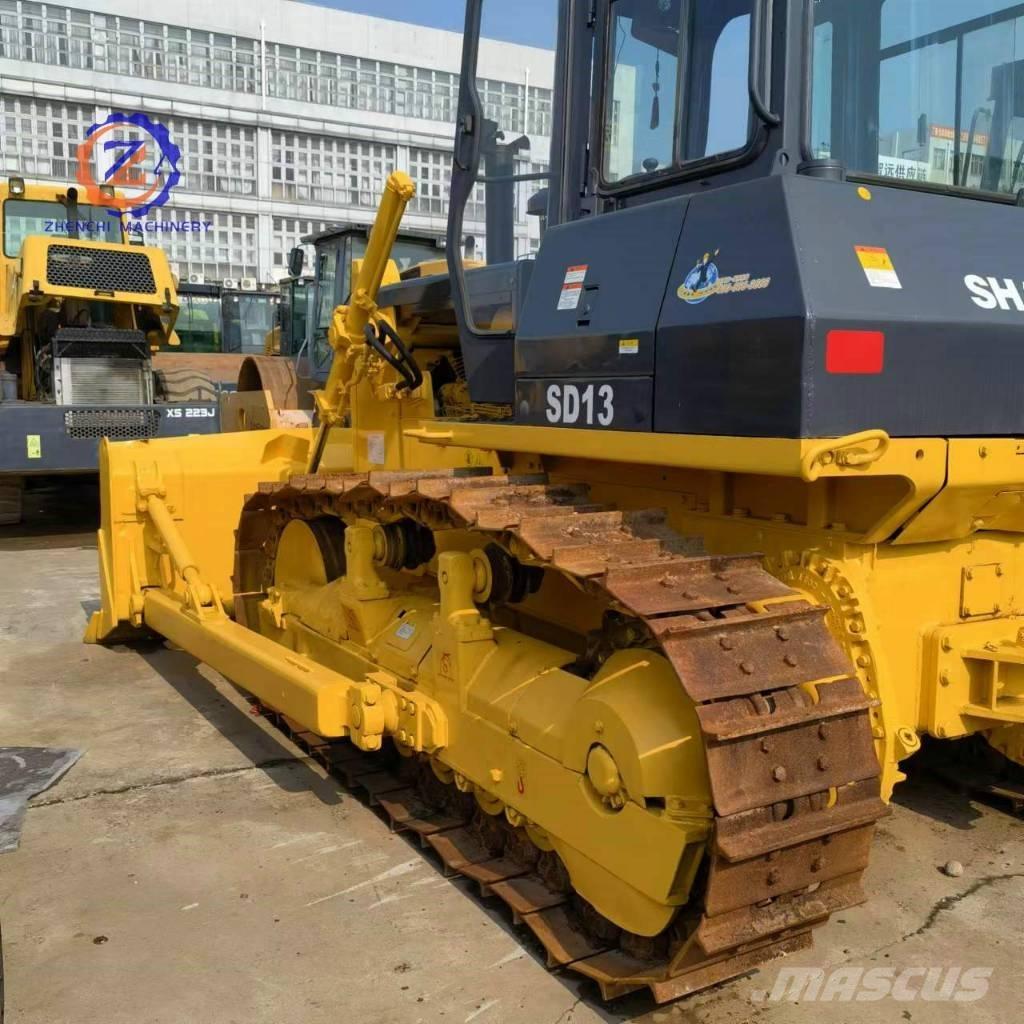 Shantui SD 13 بلدوزرات مجنزرة