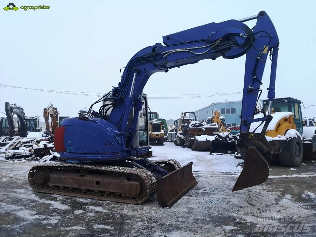 Hitachi EX 135 UR حفارات زحافة
