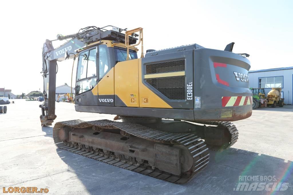 Volvo EC 300 EL حفارات زحافة
