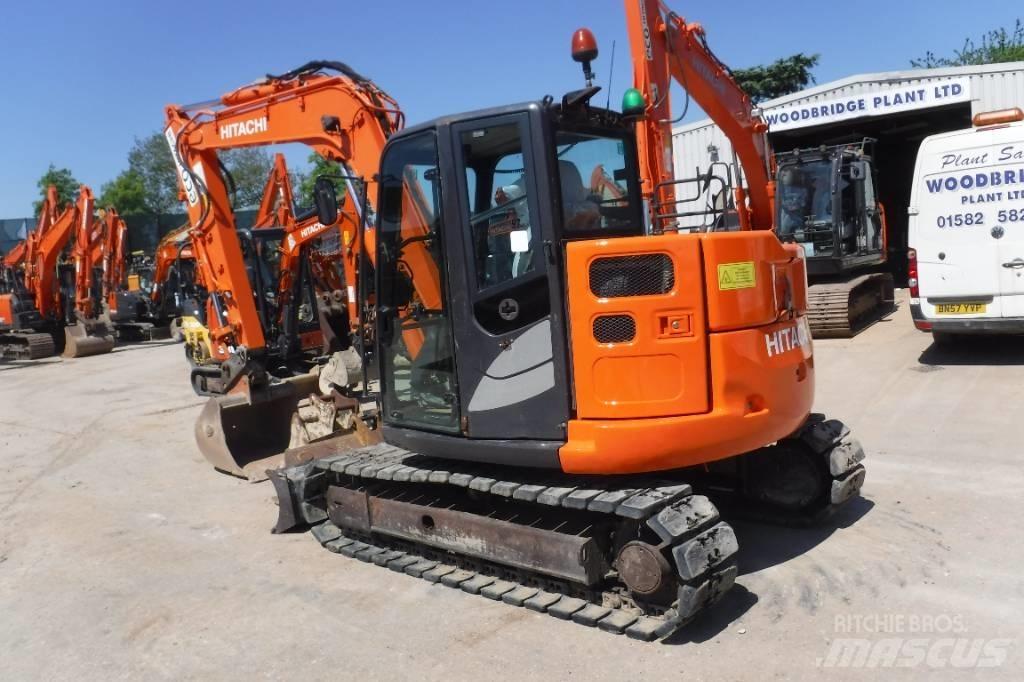 Hitachi ZX 85 US B-5 حفارات وسط 7 طن - 12 طن