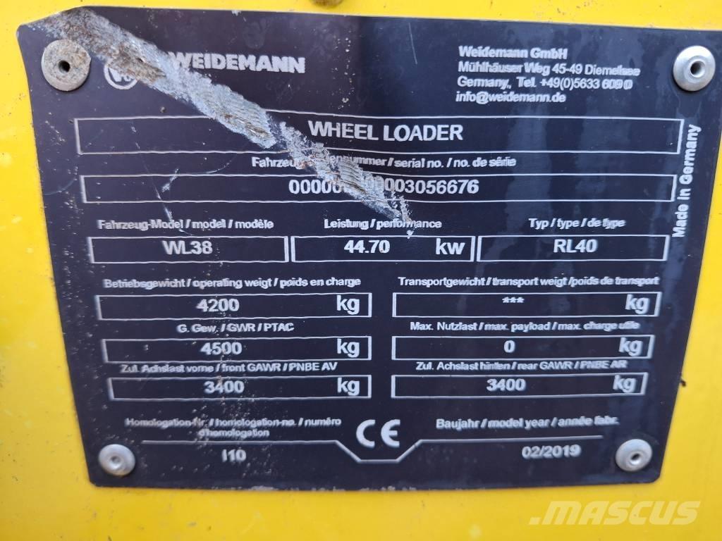 Wacker Neuson WL 38 لوادر بعجل