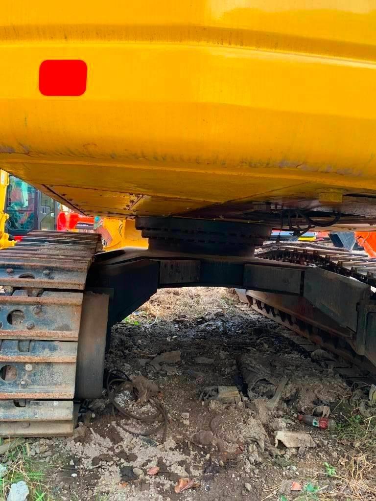 Komatsu PC 450 حفارات زحافة