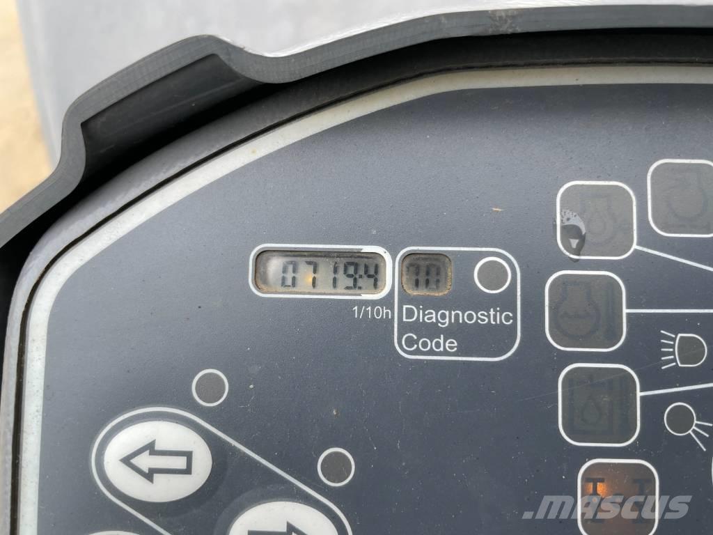 Hamm HD 13 VV مداحل ثنائية الاسطوانة