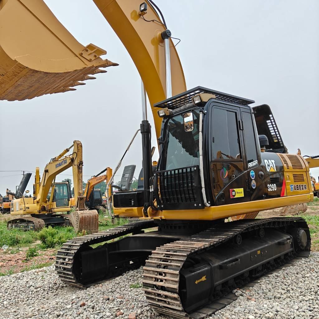CAT 329 D حفارات زحافة