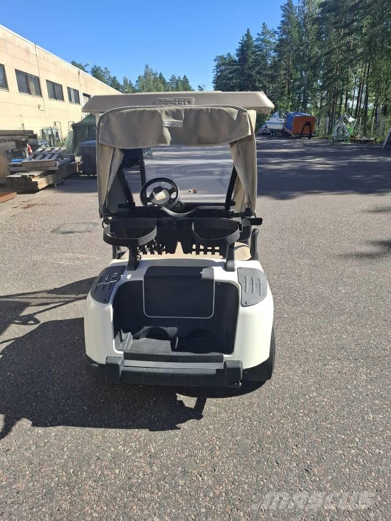 Ezgo RXV عربات الجولف