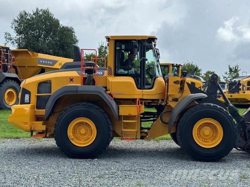 Volvo L 110 H لوادر بعجل