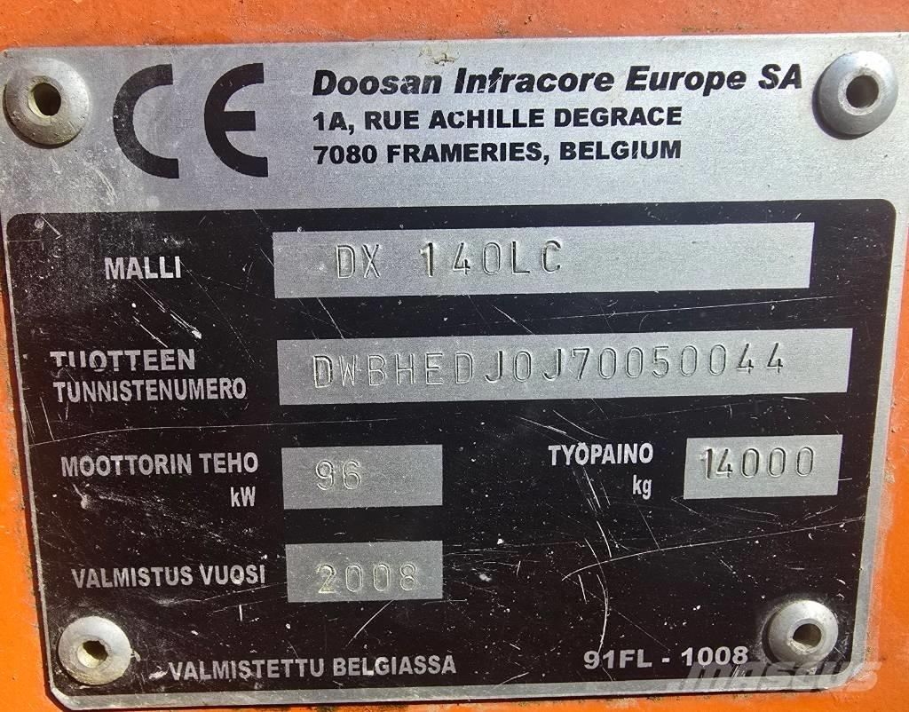 Doosan DX 140 LC حفارات زحافة
