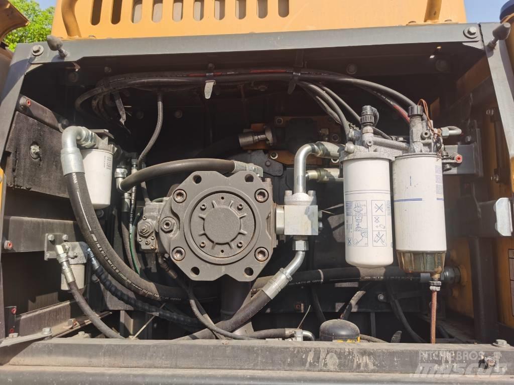 Volvo EC 480 D L حفارات زحافة