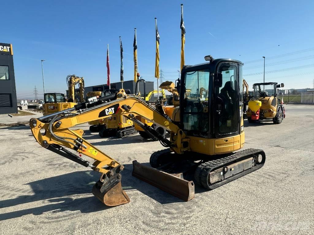 CAT 303.5 حفارات صغيرة أقل من 7 طن (حفارات صغيرة)