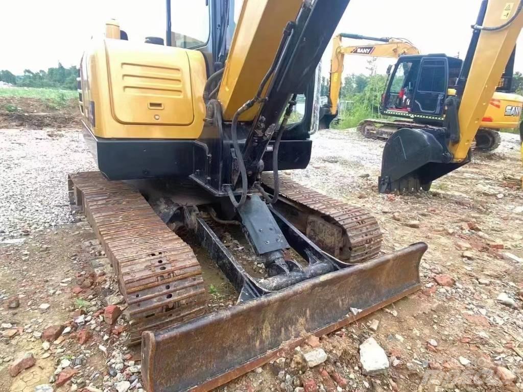 Sany SY 60 C حفارات زحافة