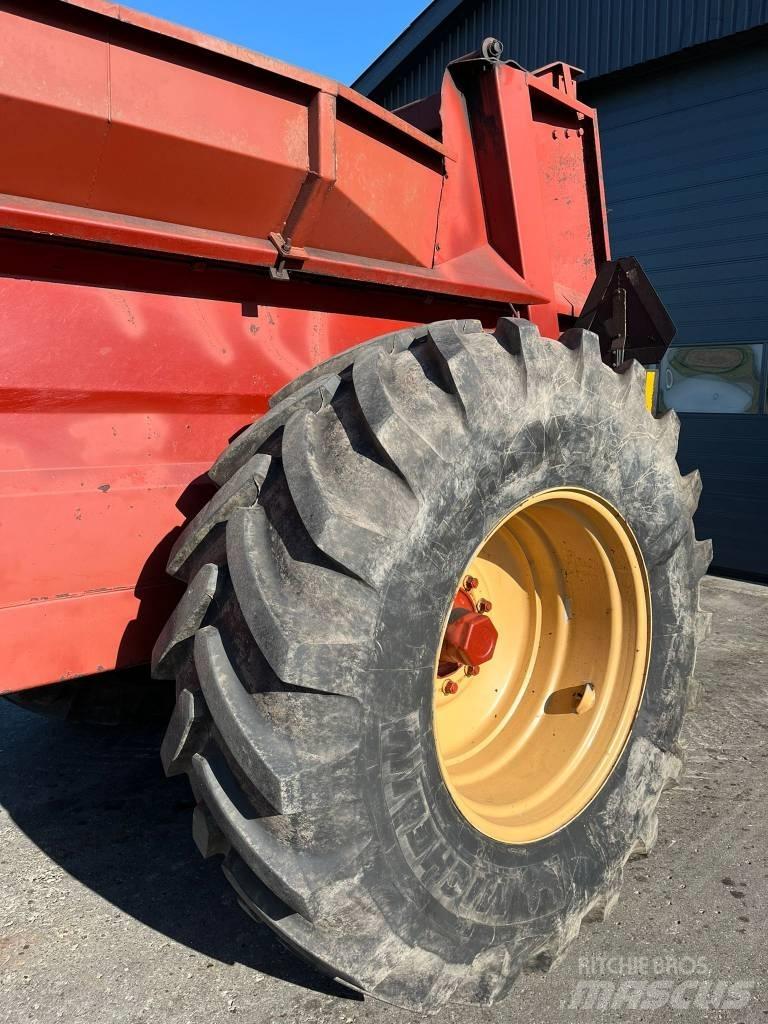 Samson 908 معدات توزيع السماد العضوي