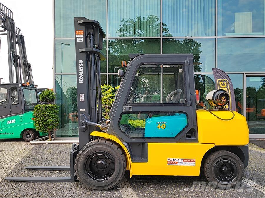 Komatsu FG40T-7 شاحنات LPG