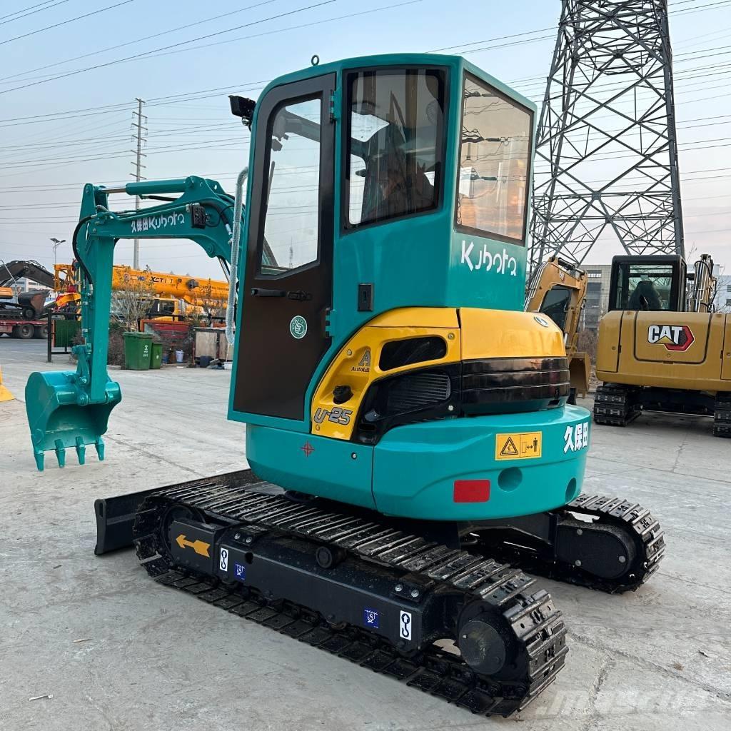 Kubota U 25 حفارات صغيرة أقل من 7 طن (حفارات صغيرة)