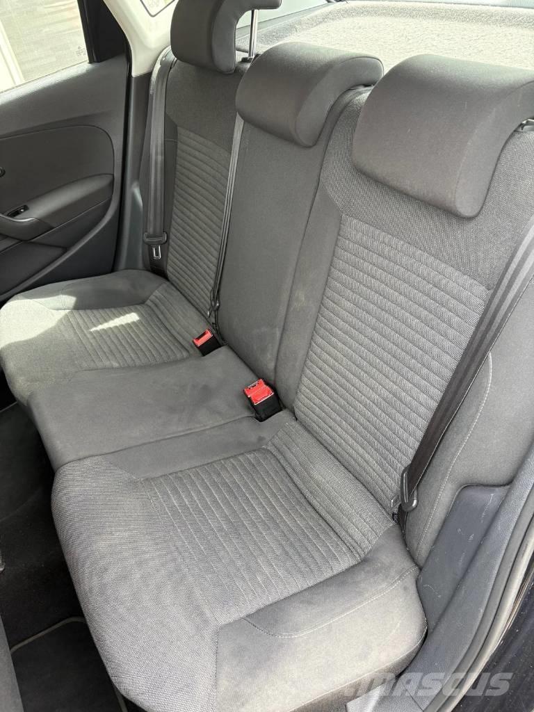 Volkswagen Polo سيارات