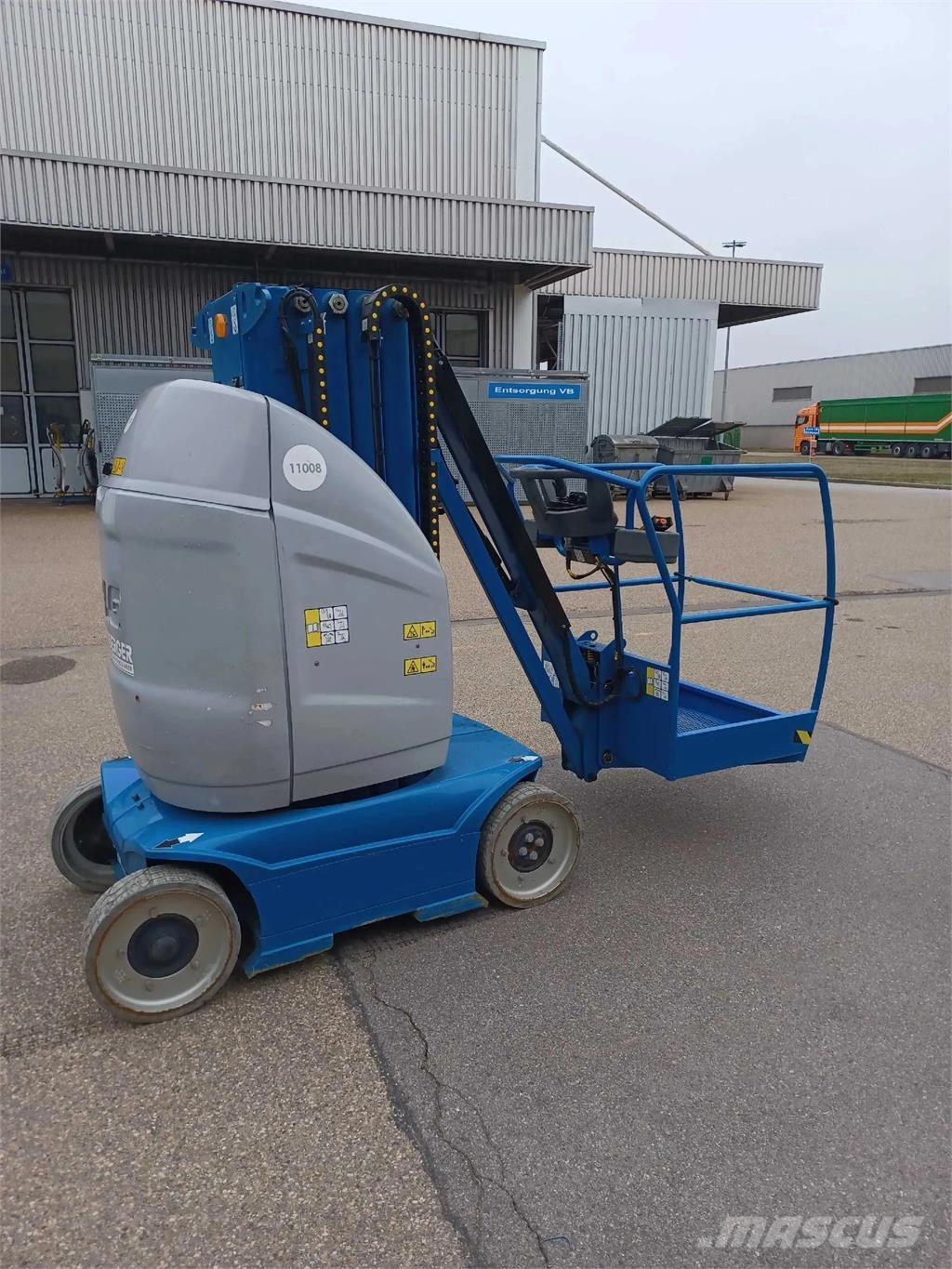 JLG Toucan 10E-L رافعات سلة مفصلية