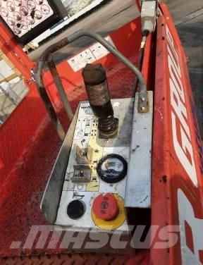 SkyJack SJ III 3226 رافعات مقصية الشكل