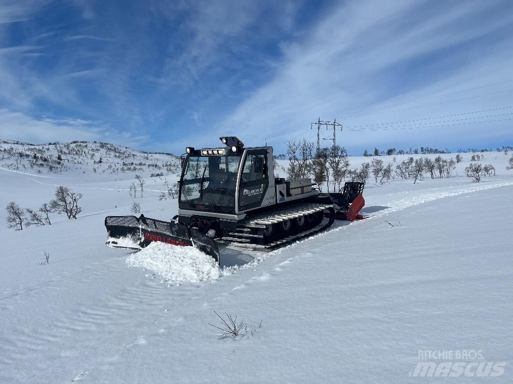 Prinoth Husky كاسحات جليد