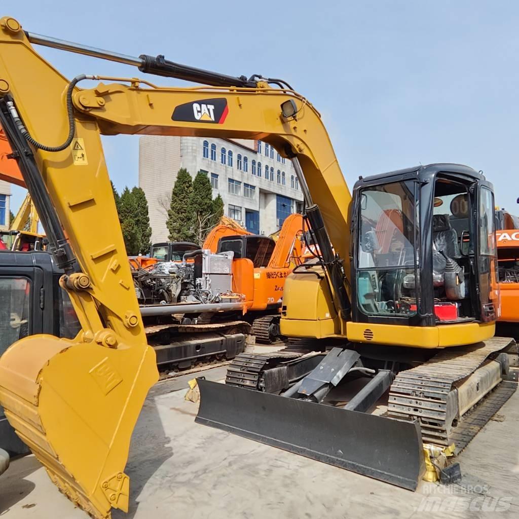 CAT 308 D حفارات وسط 7 طن - 12 طن