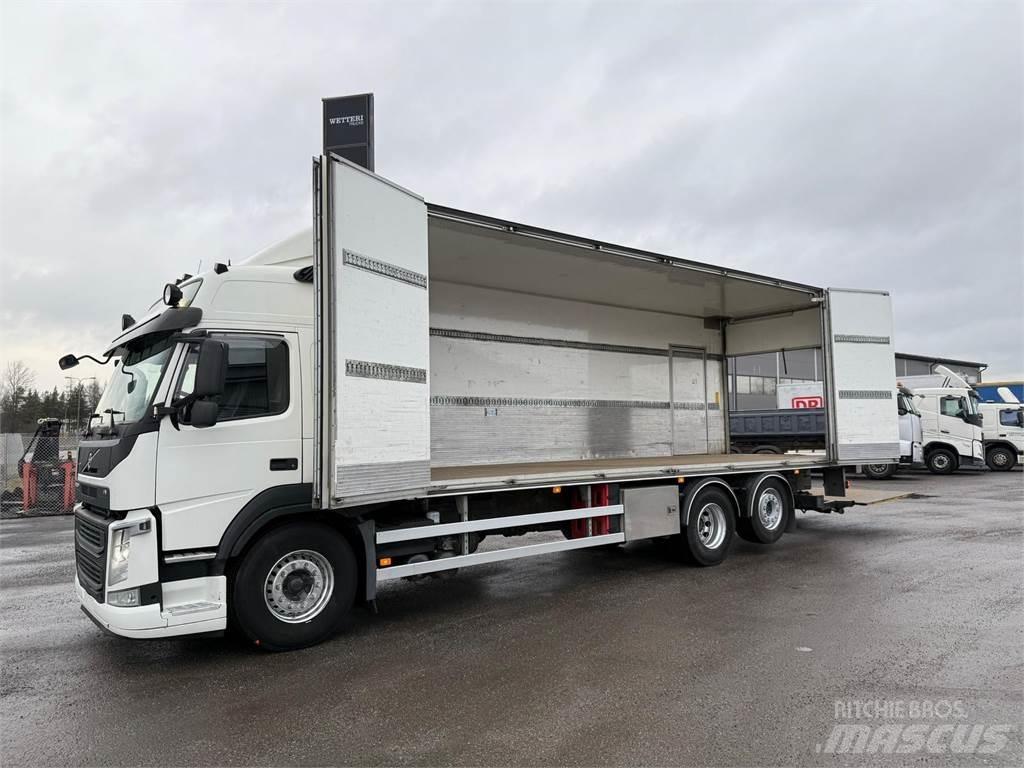 Volvo FM380 6x2 شاحنات ذات هيكل صندوقي