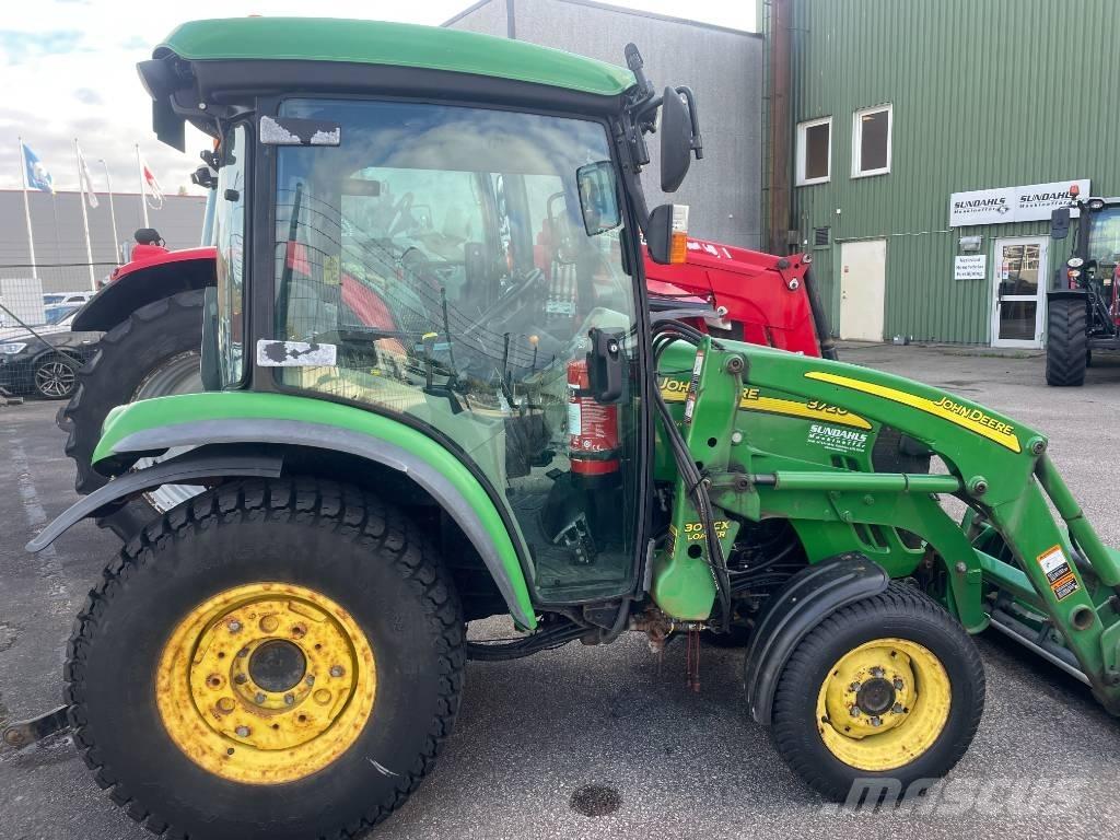 John Deere 3720 جرارات مدمجة