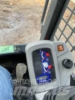 Kubota SVL 75-2 لوادر انزلاقية التوجيه