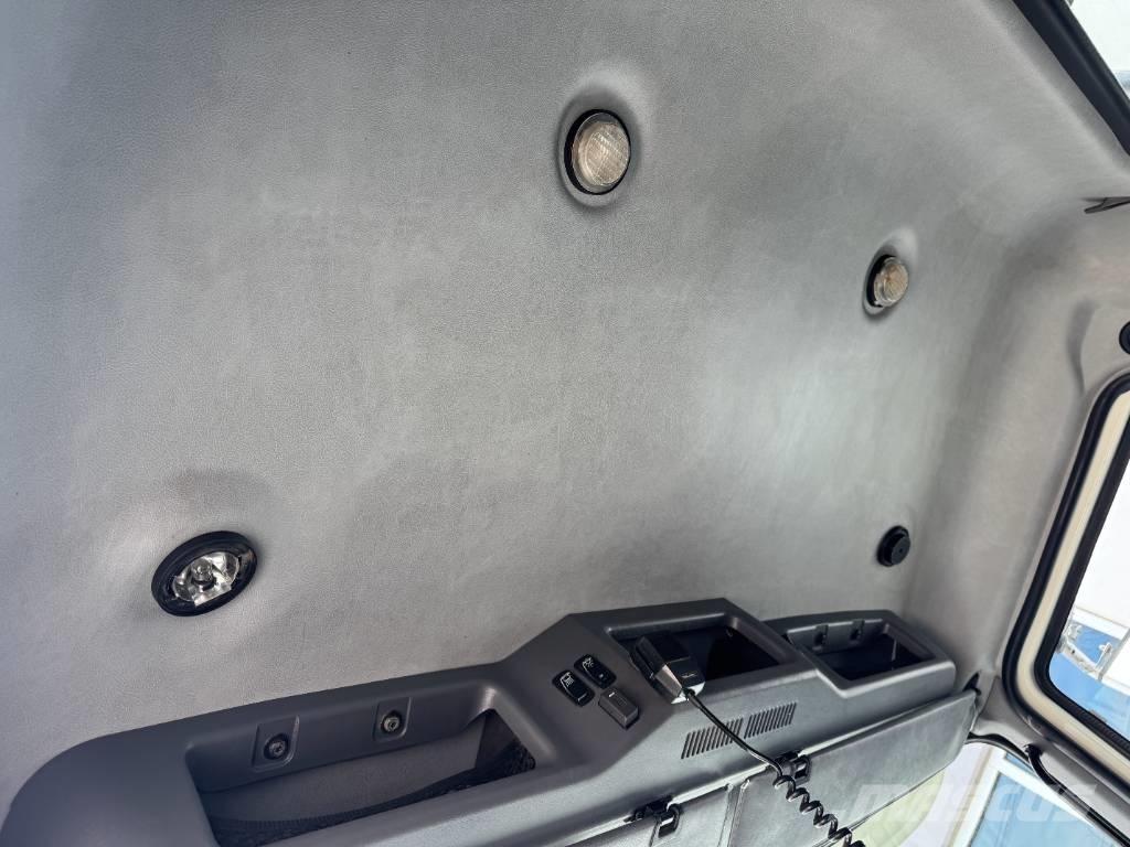 Mack GU713 شاحنات قلابة