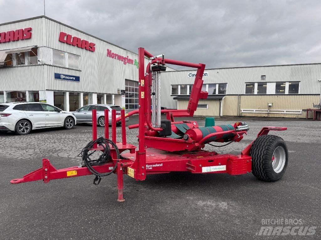 Kverneland 7740 C مغلفات