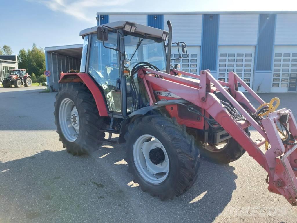 Massey Ferguson 4245 الجرارات
