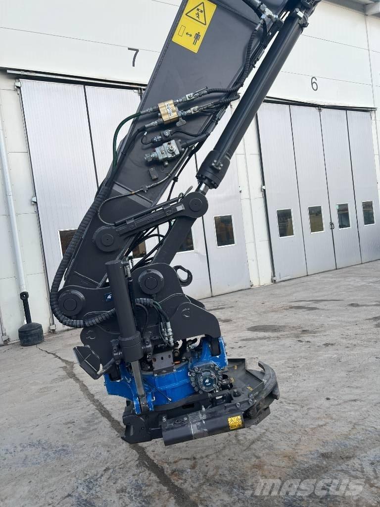 Volvo ECR 235 E حفارات زحافة