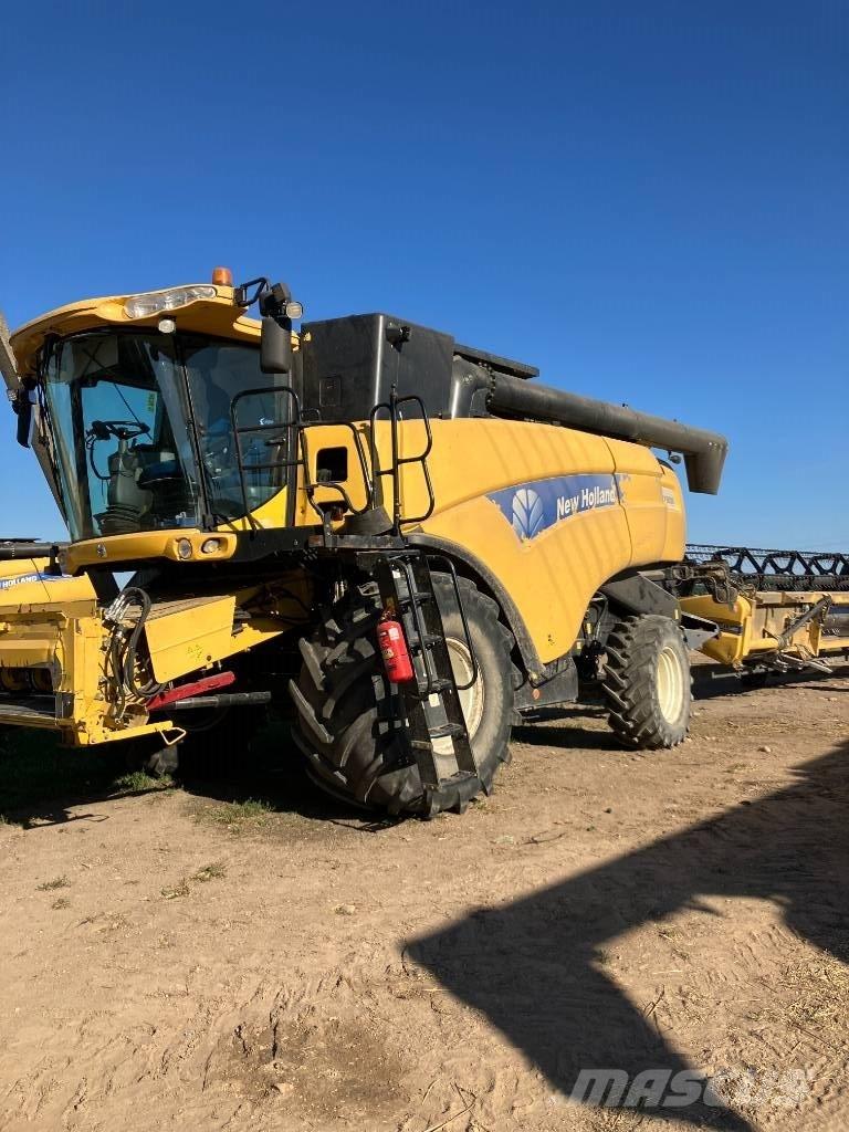 New Holland CX 8080 حصادات