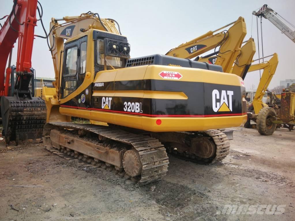 CAT 320 B L حفارات زحافة