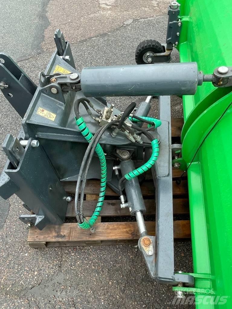 Sami DM-3700 حراثات ونصول الجليد
