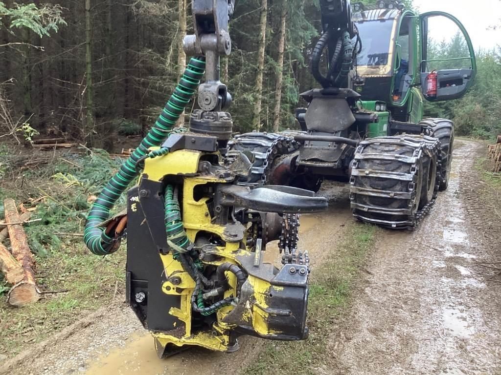 John Deere 1170 E حصادات