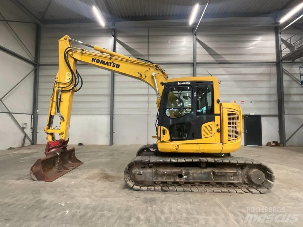 Komatsu PC 138 US-10 حفارات زحافة