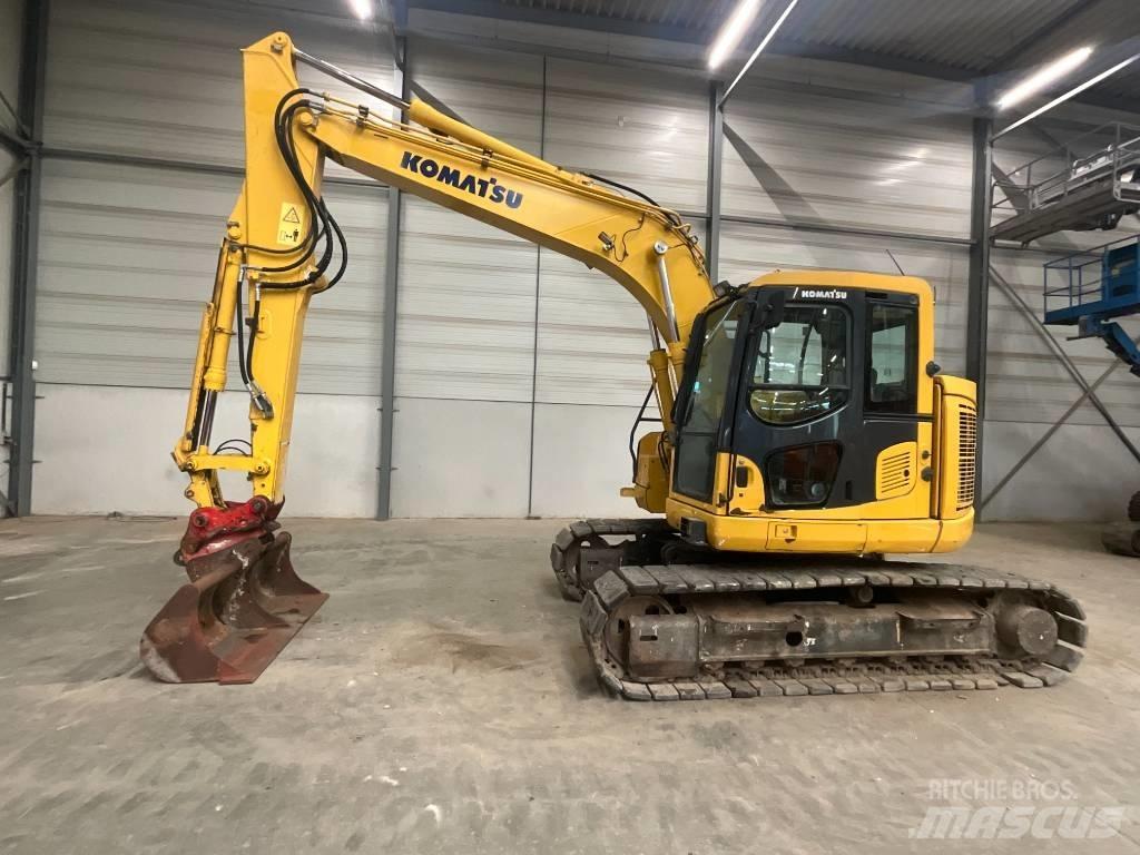 Komatsu PC 138 US-10 حفارات زحافة