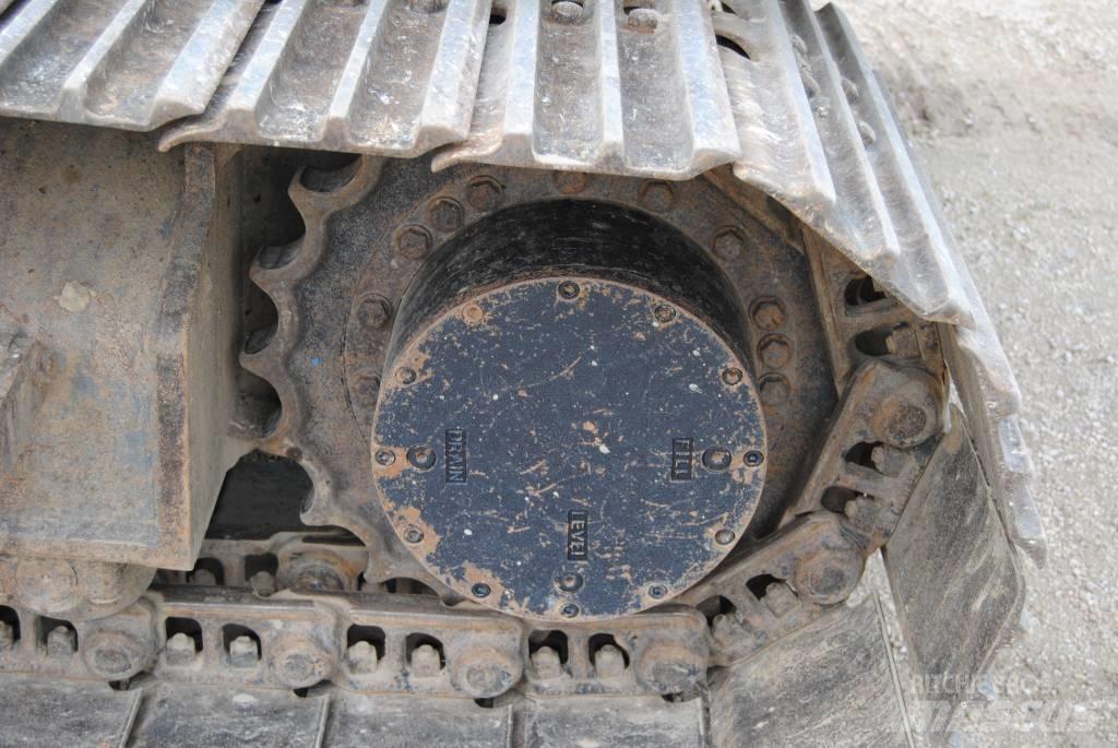 Volvo EC 140 EL حفارات زحافة
